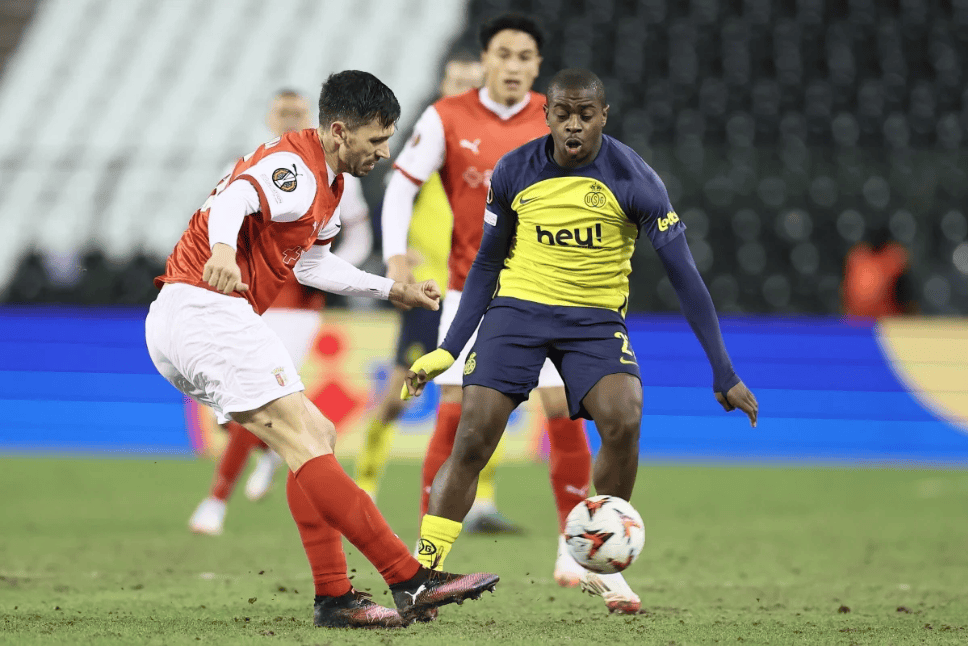 关于意甲赛程吃紧，布拉加今晨防线松动，引发热议，训练强度显著提升的信息